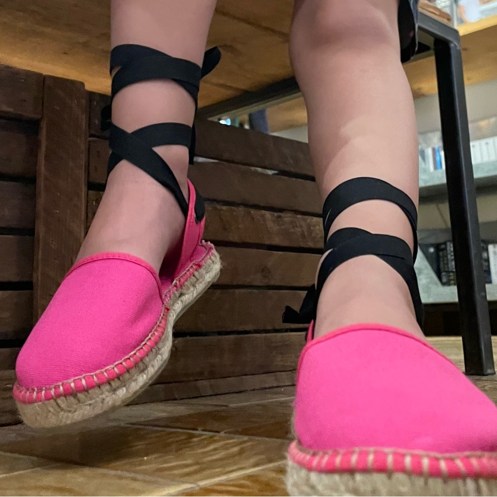 Pink and black kids espadrilles from Spain (size 31)
